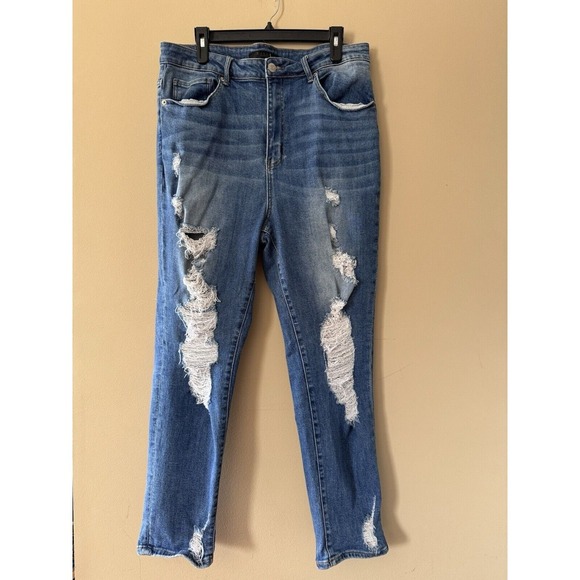 Risen Straight Leg Denim Jeans High Rise Distressed Women's Size 1x 16 Stretchy - Picture 1 of 7